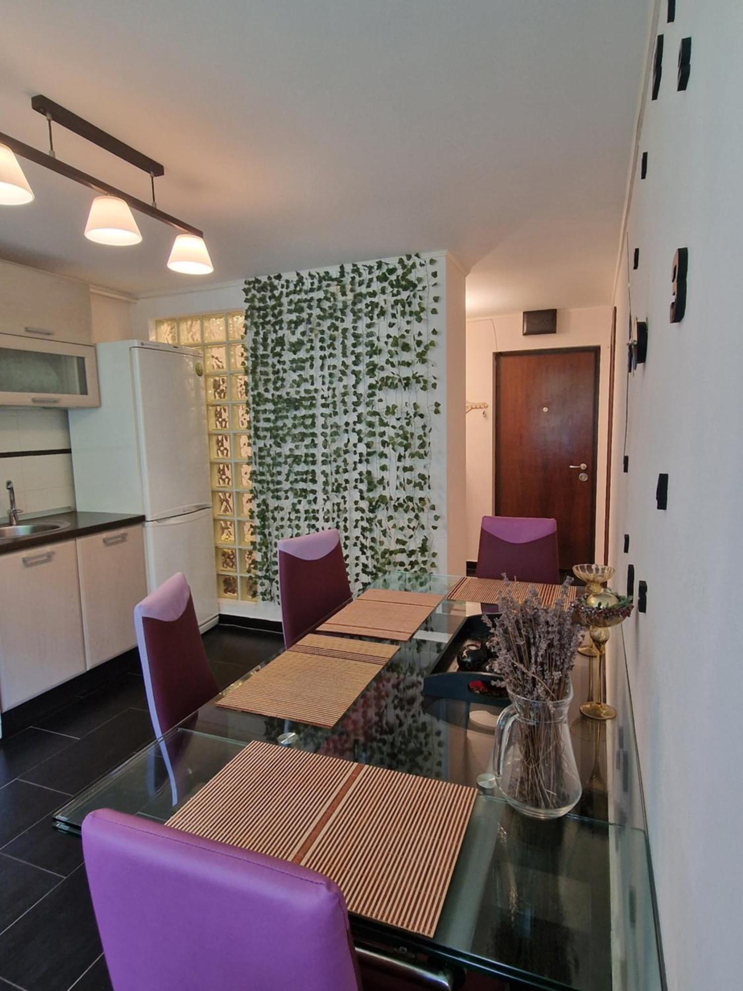 Apartament Red & Yellow سلانيك مولدوفا المظهر الخارجي الصورة