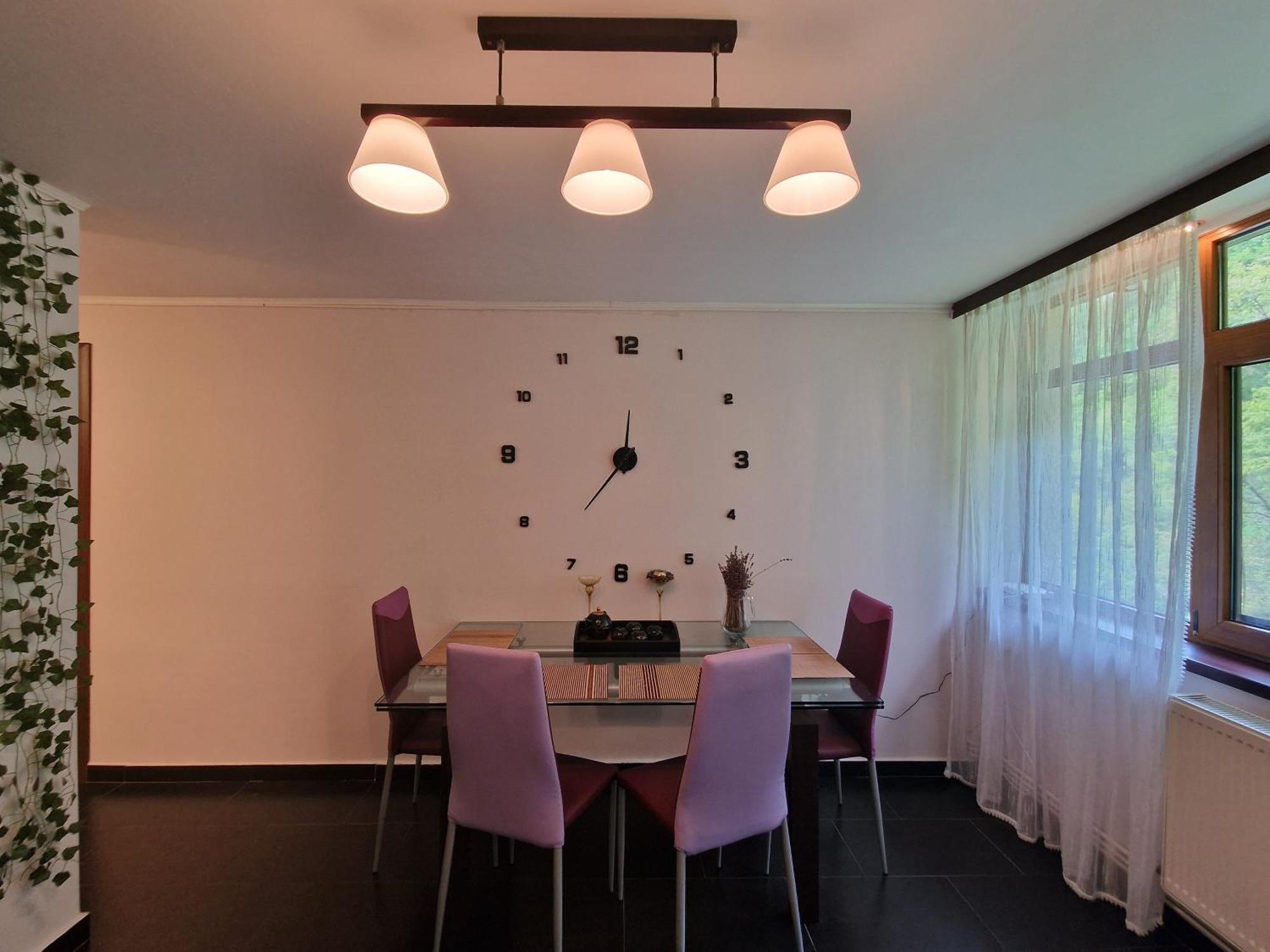 Apartament Red & Yellow سلانيك مولدوفا المظهر الخارجي الصورة